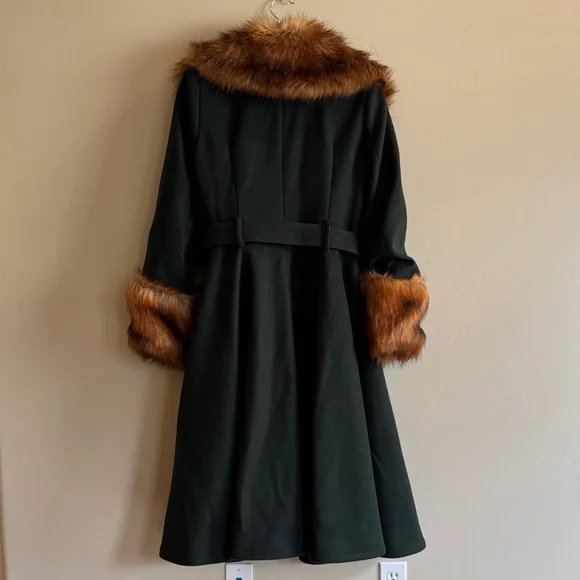 Collectif Jackie Coat with Brown Faux Fur - Green - Picture 8 of 9